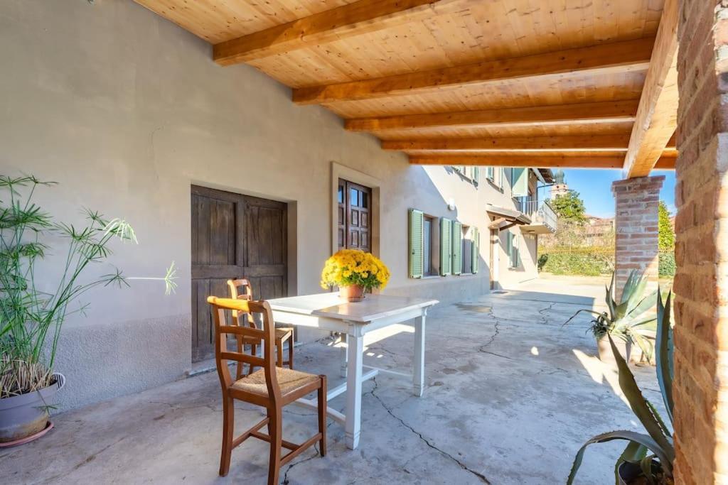 Villa Cascina Abbona - Cascina Storica A 15 Min. Da Alba Canove Exterior foto